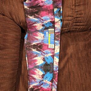 Danskin Now Pink and Blue Capri Leggings